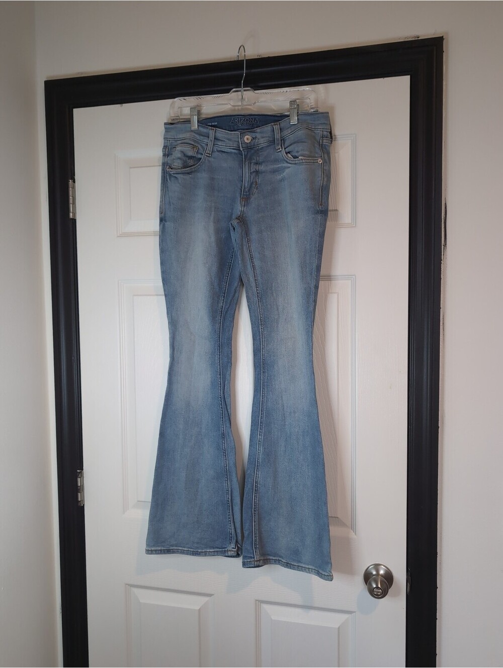 Size 5 Arizona extreme low rise y2k flare jeans
